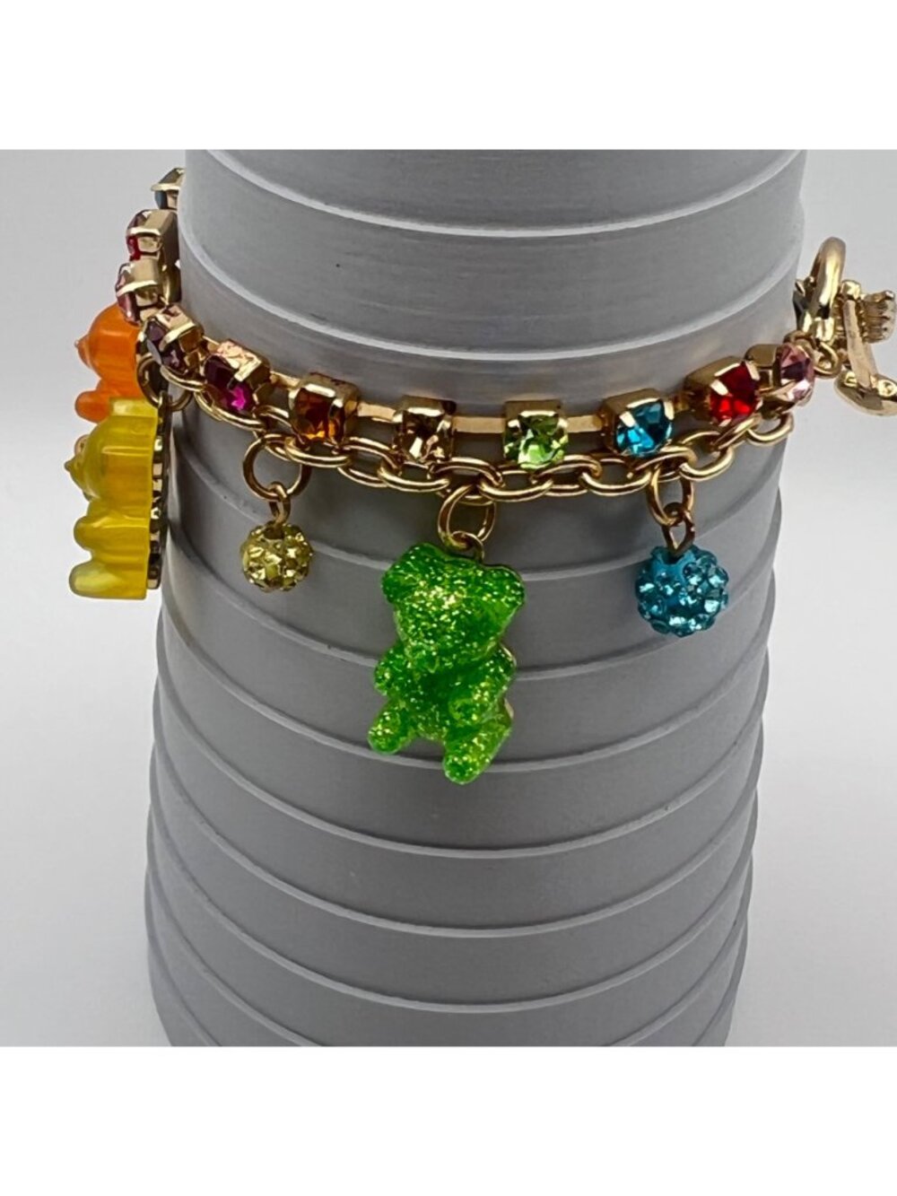 Betsey Johnson Rainbow Gummy Bear Charm Bracelet Rhinestones 8" Gold-Tone NWOT - Picture 12 of 14